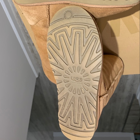 UGG Classic Tall Tan Boots Chestnut Sz 7 EUC - Picture 7 of 16
